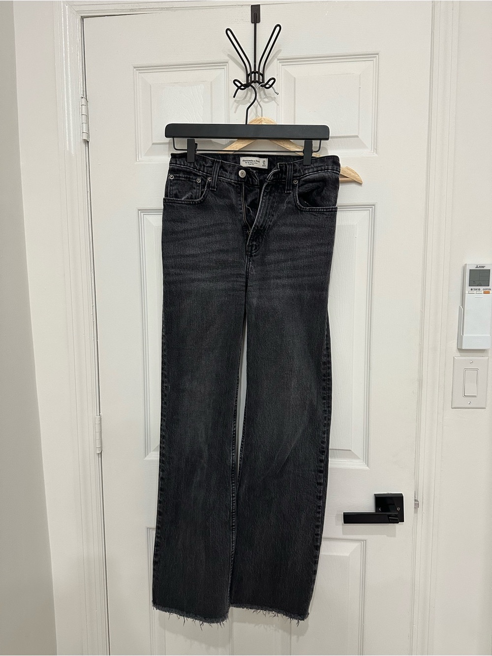 Women’s Black 90s High Rise Abercrombie Denim